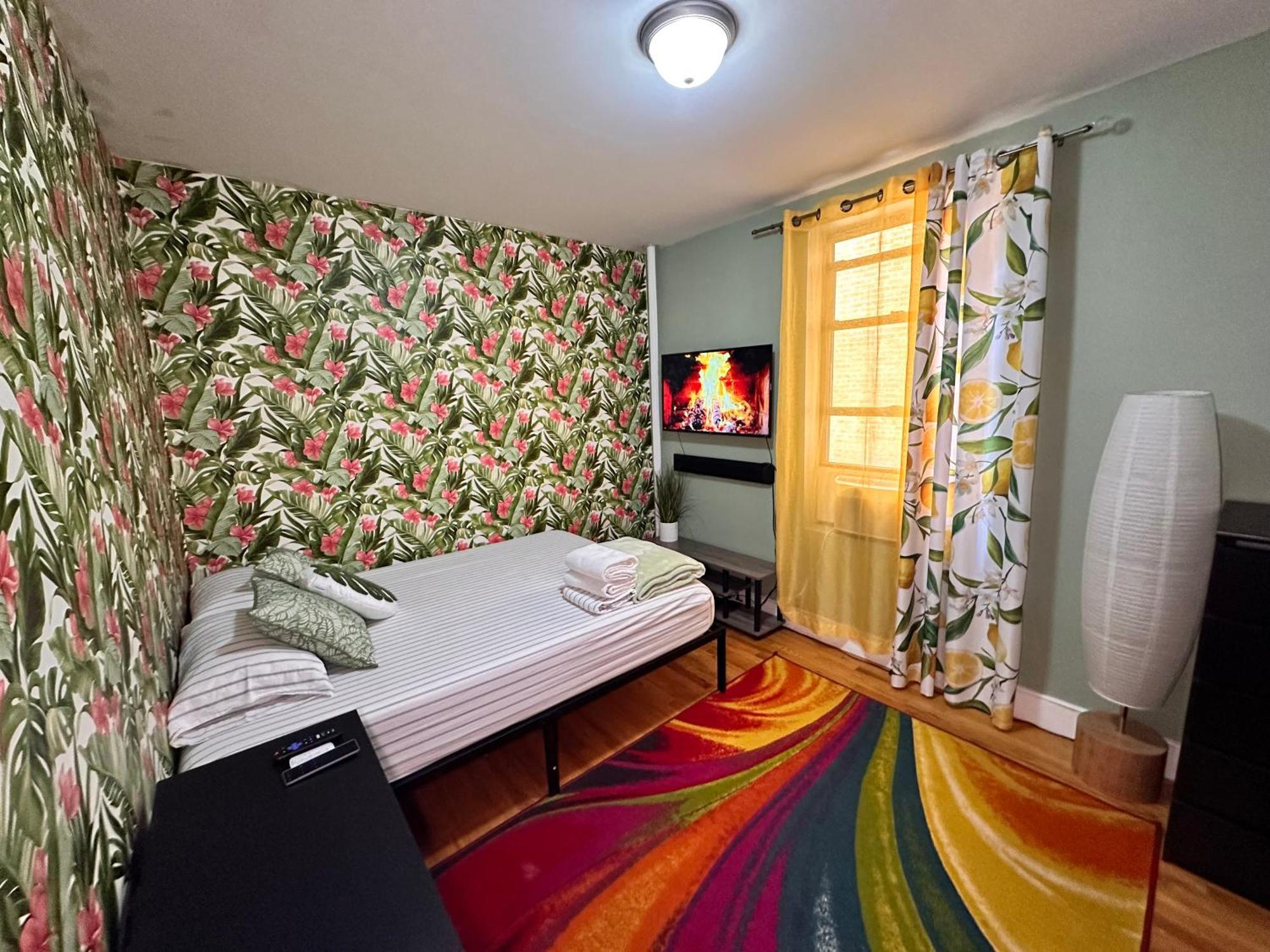 Tropical Comfort Room In Harlem Cozy Stay With Snacks & Style Apartamento Nova York