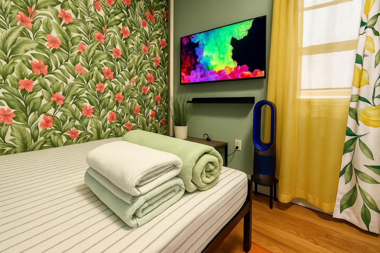 Apartamento Tropical Comfort Room In Harlem Cozy Stay With Snacks & Style